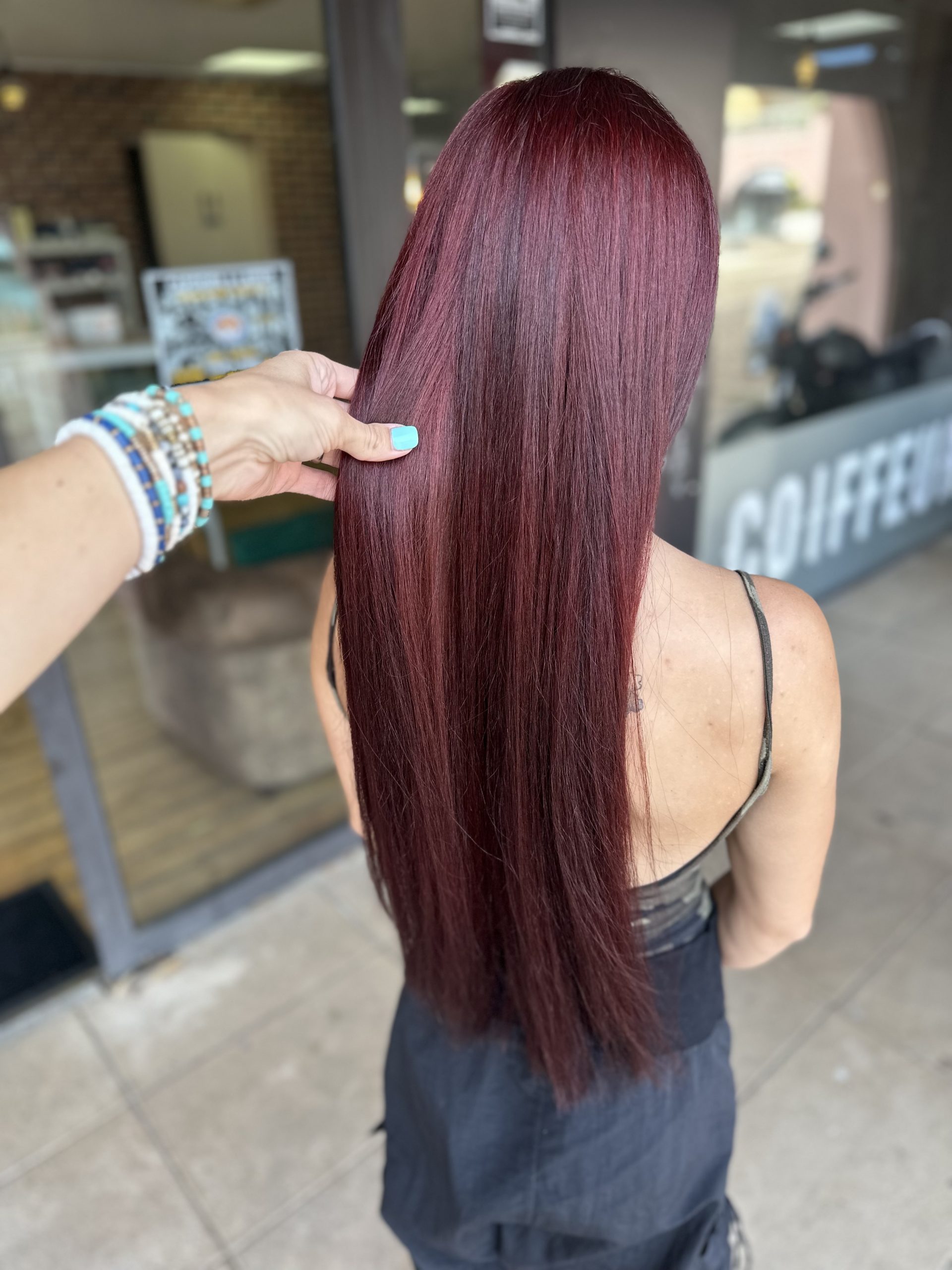 book coiffure roux acajou